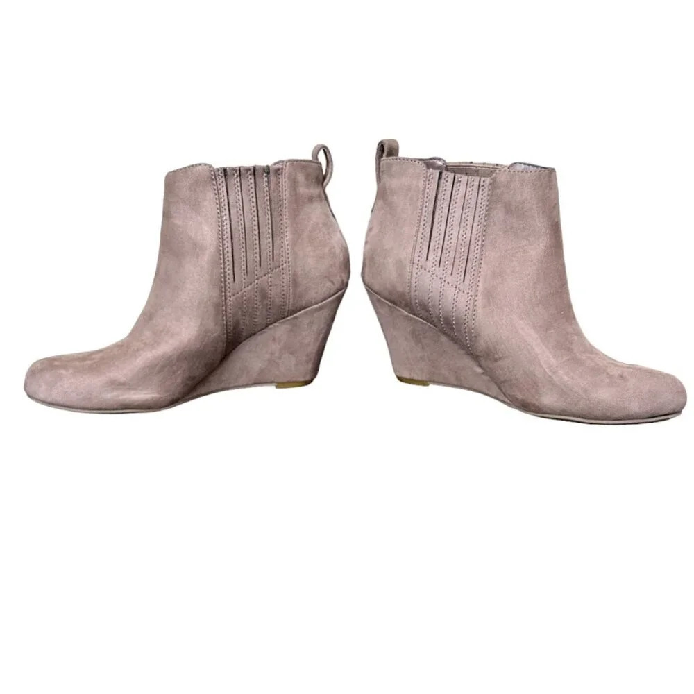 REPORT Gavin Style Suede Wedge Booties Shooties - 8